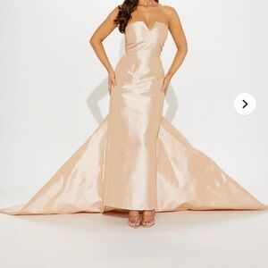 Elegant Strapless Cream Evening Gown